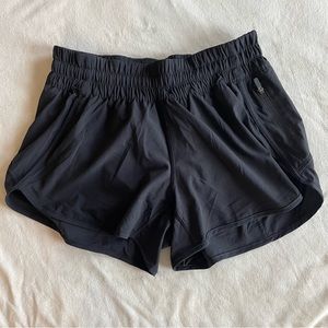 Lululemon Tracker Short V4” Sz 10